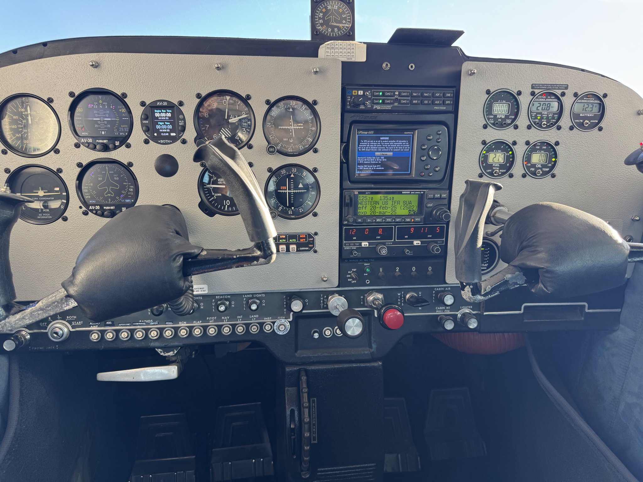 Cessna 172 Instrument Panel